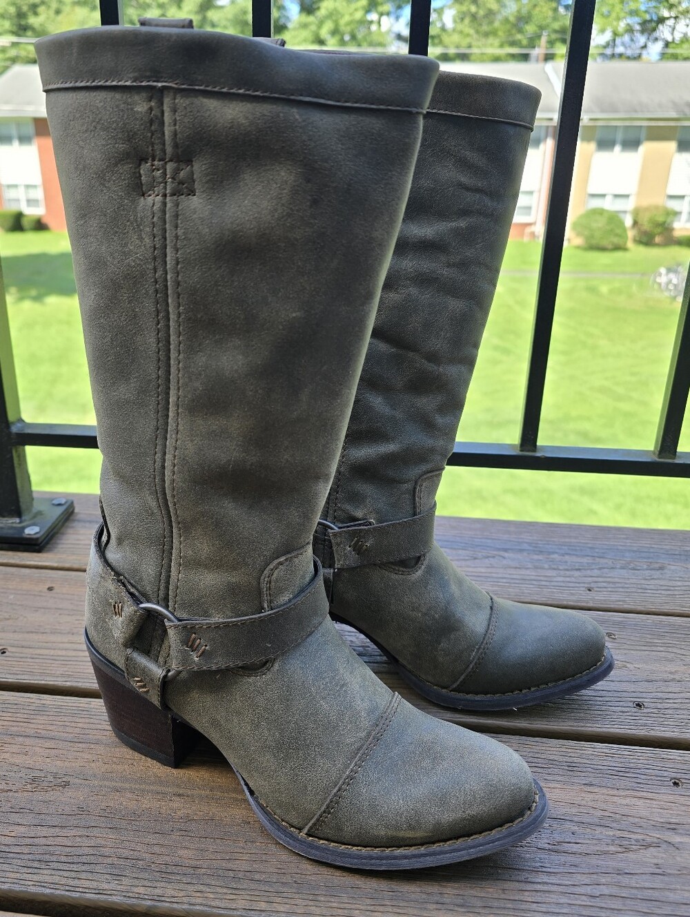 Durango Philly Western Leather Harness Boot in Dark Grey / Fawn Brown